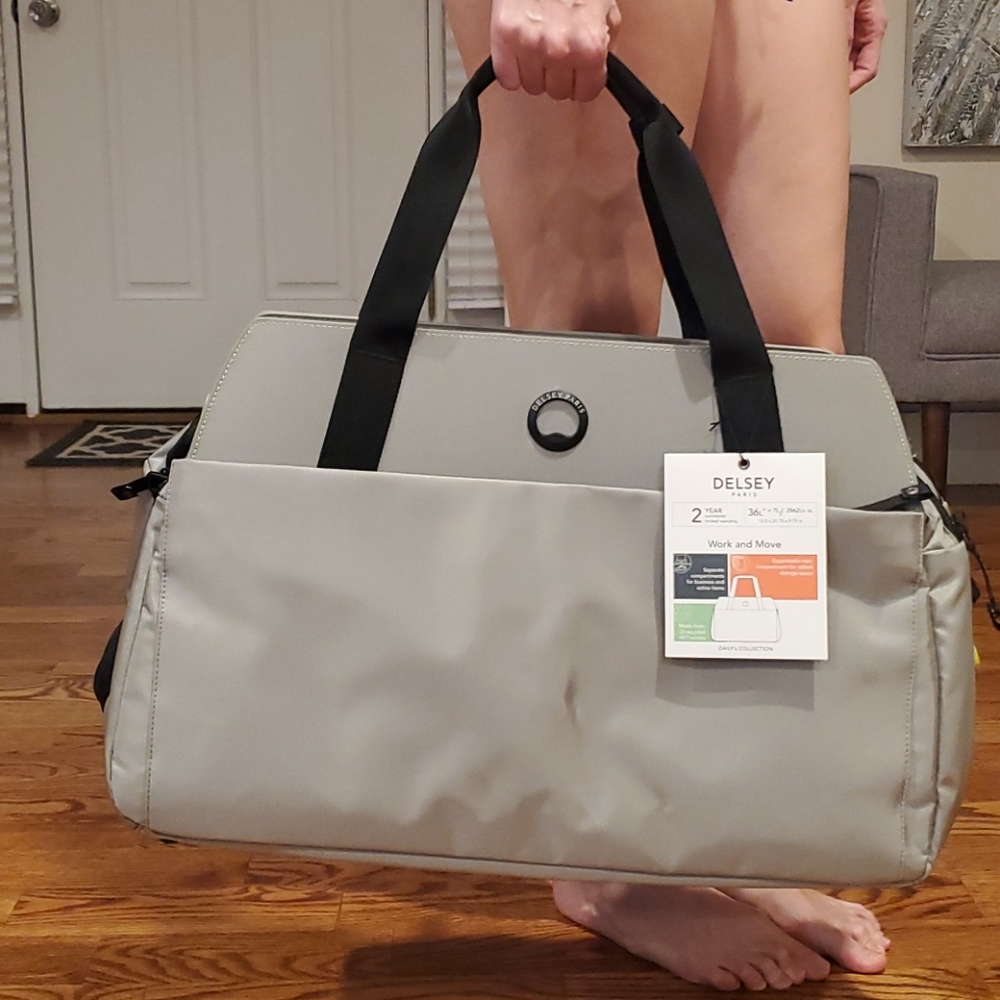 DELSEY – Daily's 14 Inch Carry-On Duffel Bag
